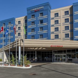 Hotel Courtyard by Marriott Montreal West